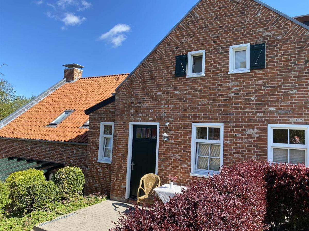 Oltmanns Ferienhaus Bummert Am Hafen Greetsiel Exterior foto