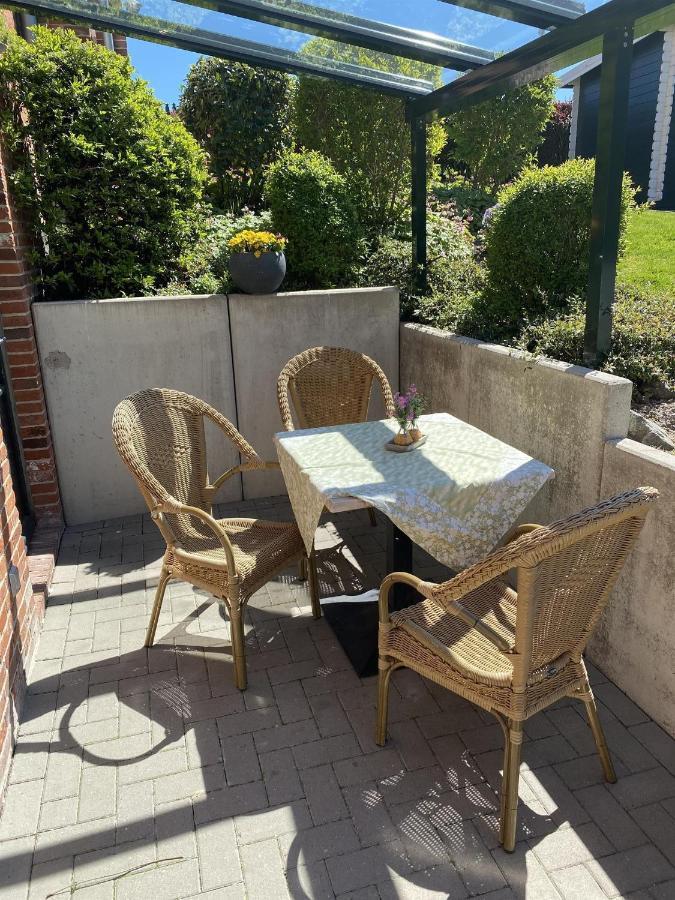 Oltmanns Ferienhaus Bummert Am Hafen Greetsiel Exterior foto